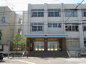 【第一長谷ビルの小学校】