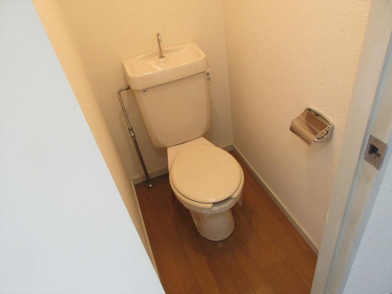 トイレ　M one court 鹿子