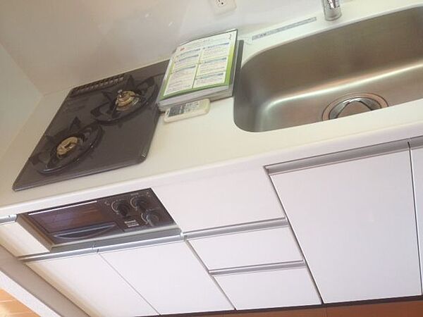 キッチン　※別部屋の参考写真です。