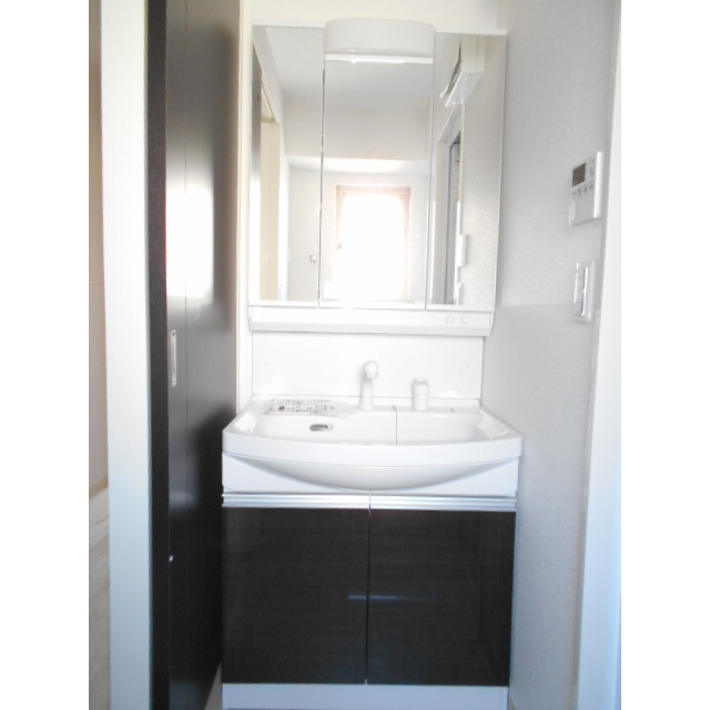 洗面設備　シャンプードレッサー