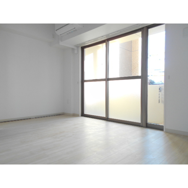 居室・リビング　リビング１１．１帖