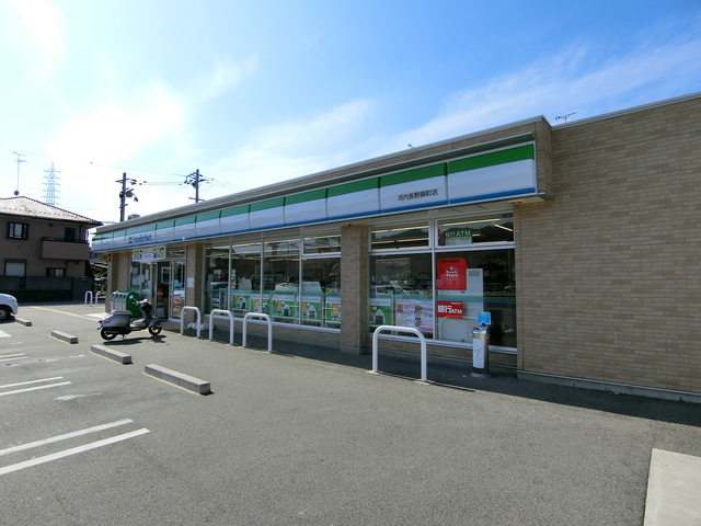 コンビニ　ファミリーマート河内長野錦町店（コンビニ）まで440m