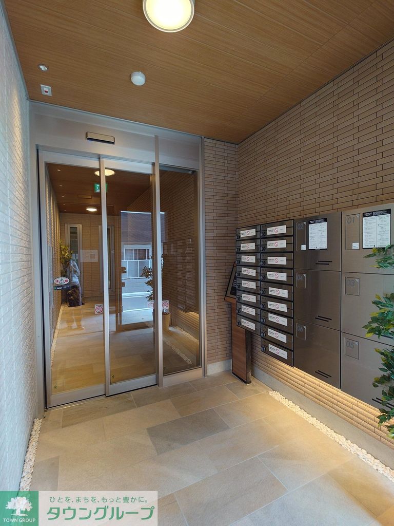 エントランス　エントランス