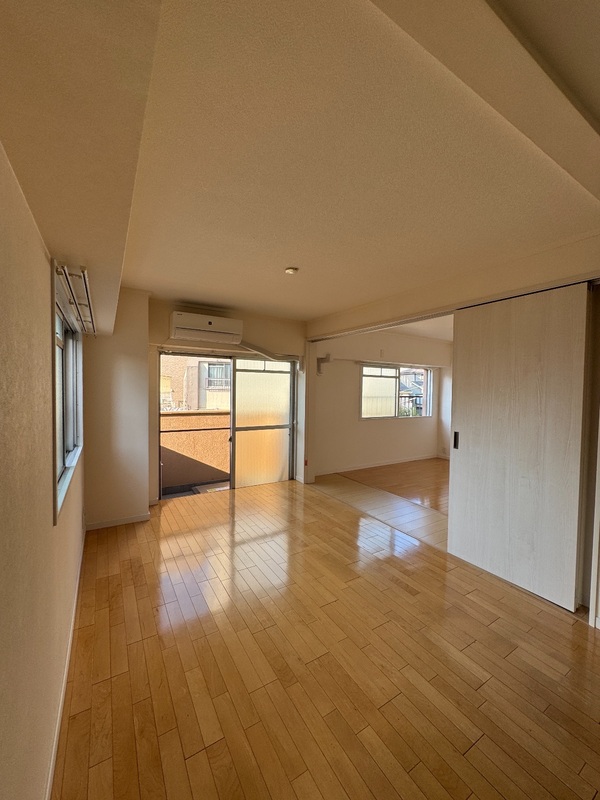 居室・リビング　広々とした空間♪