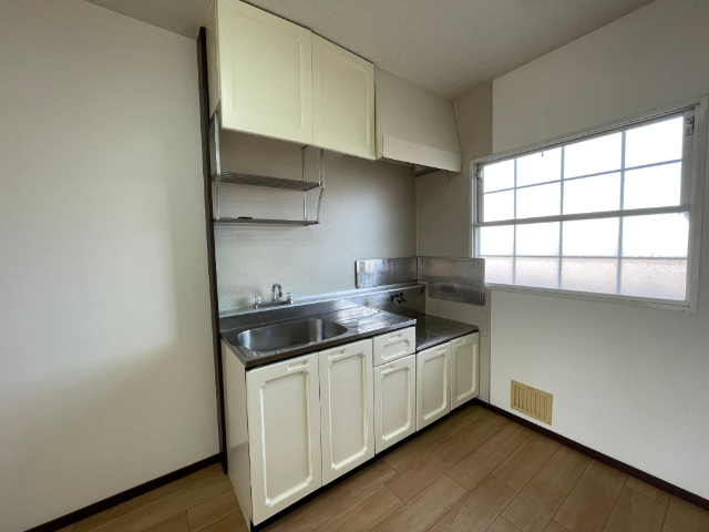 キッチン　明るいキッチンです