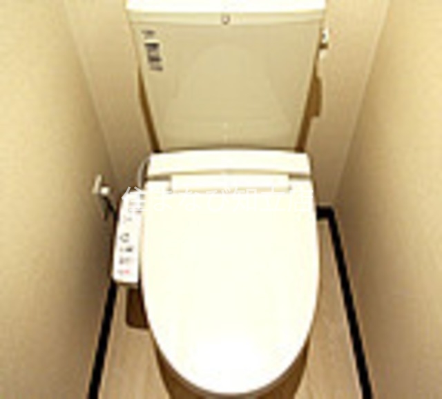 トイレ　同型タイプ