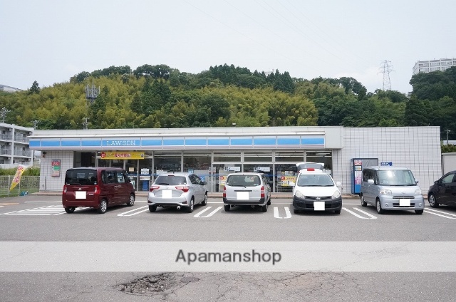 コンビニ　ローソン金沢学院大学前店（コンビニ）まで358m