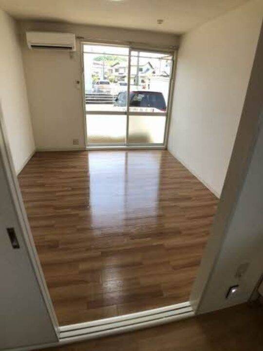 居室・リビング　リビング