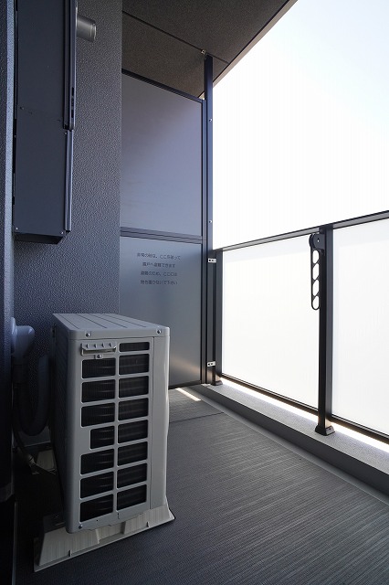 バルコニー　バルコニー