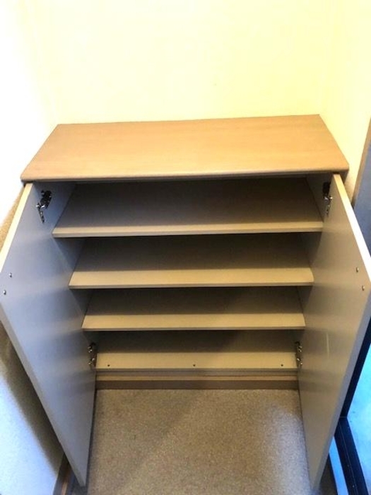 玄関　シューズボックス