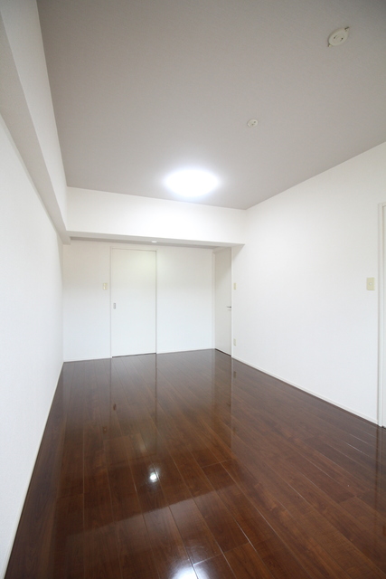 その他部屋・スペース　☆１０．４帖の洋室☆