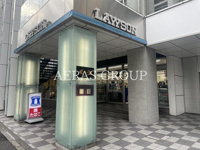 コンビニ　ローソン 六本木三丁目店（コンビニ）まで221m