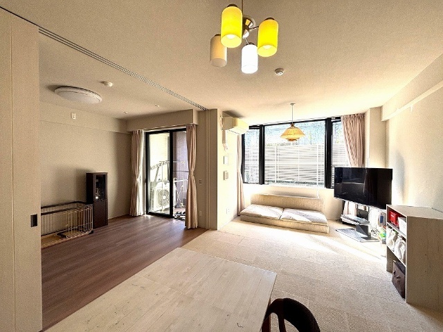 居室・リビング　※家具・家電はつきません