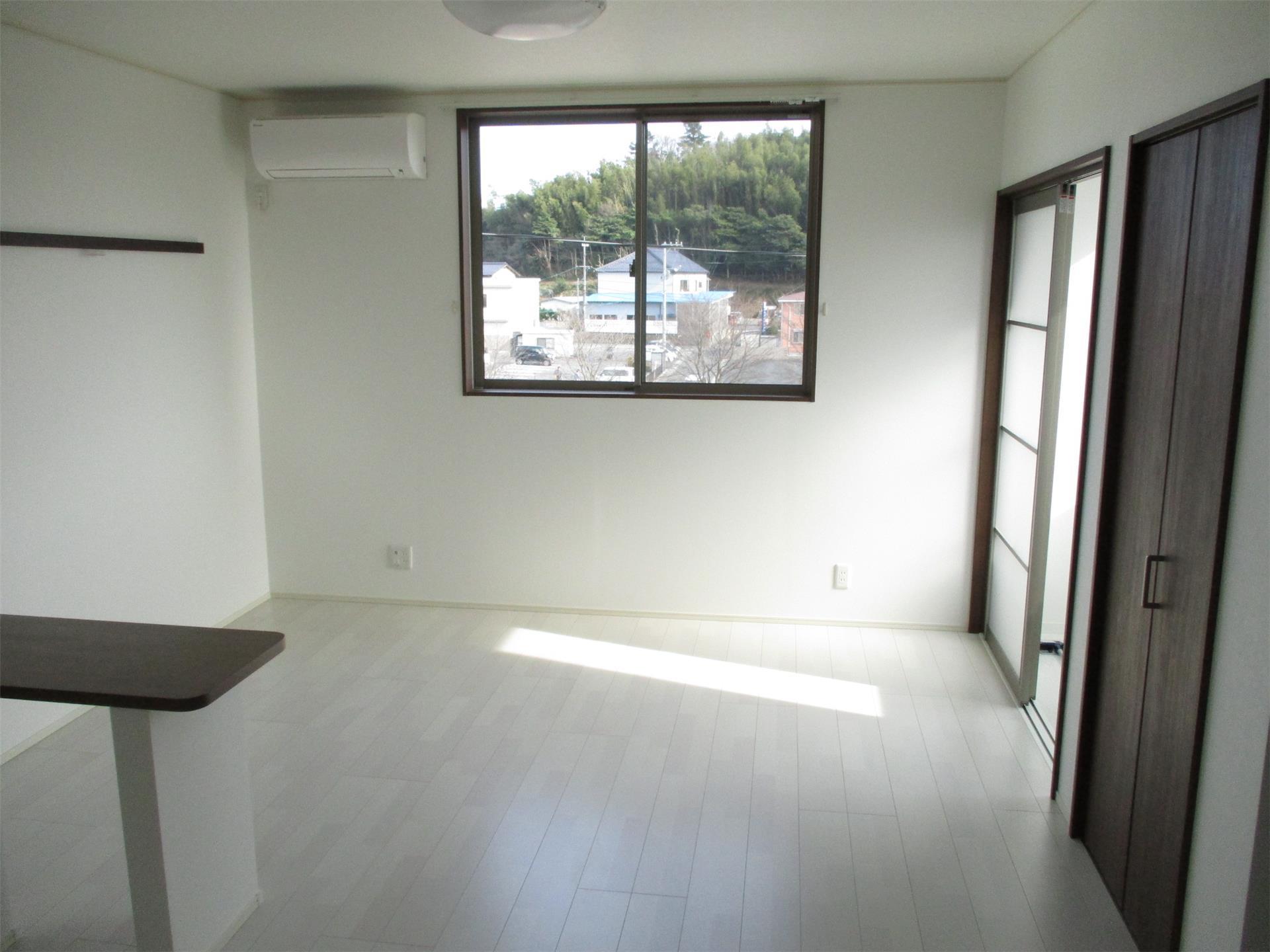 居室・リビング　リビング