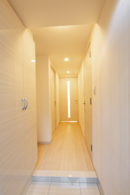 玄関　※写真は同タイプ住戸です。