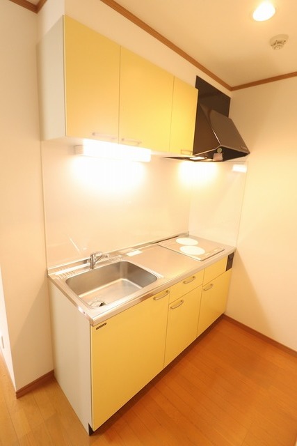 キッチン　別部屋の写真となります。