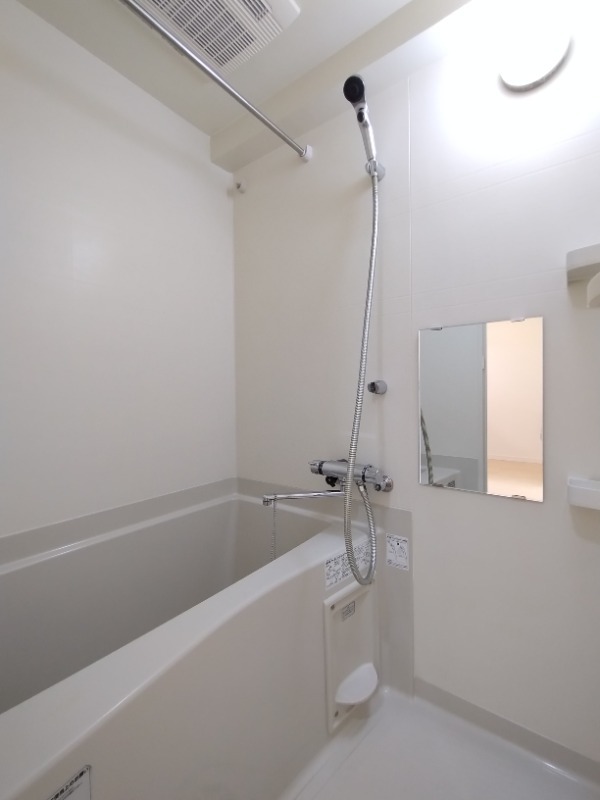 バス・シャワールーム　風呂