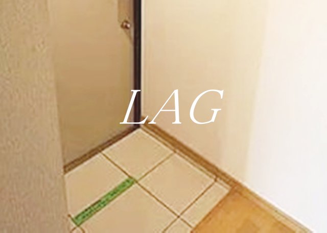 玄関　玄関です。