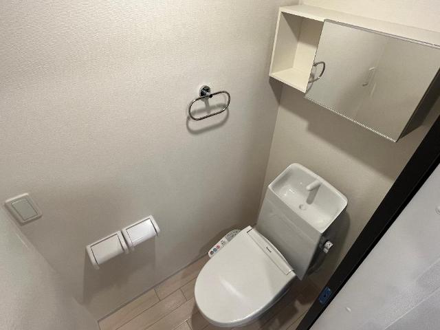 トイレ　シャワー付トイレ