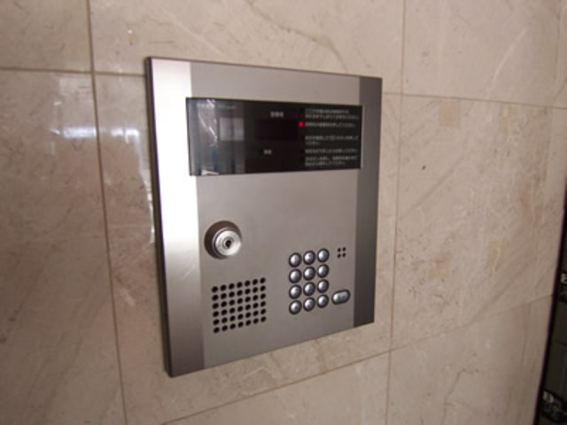 セキュリティ　オートロック完備