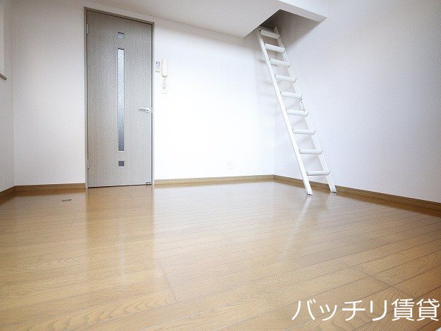 居室・リビング　別号室写真の為、現状を優先いたします