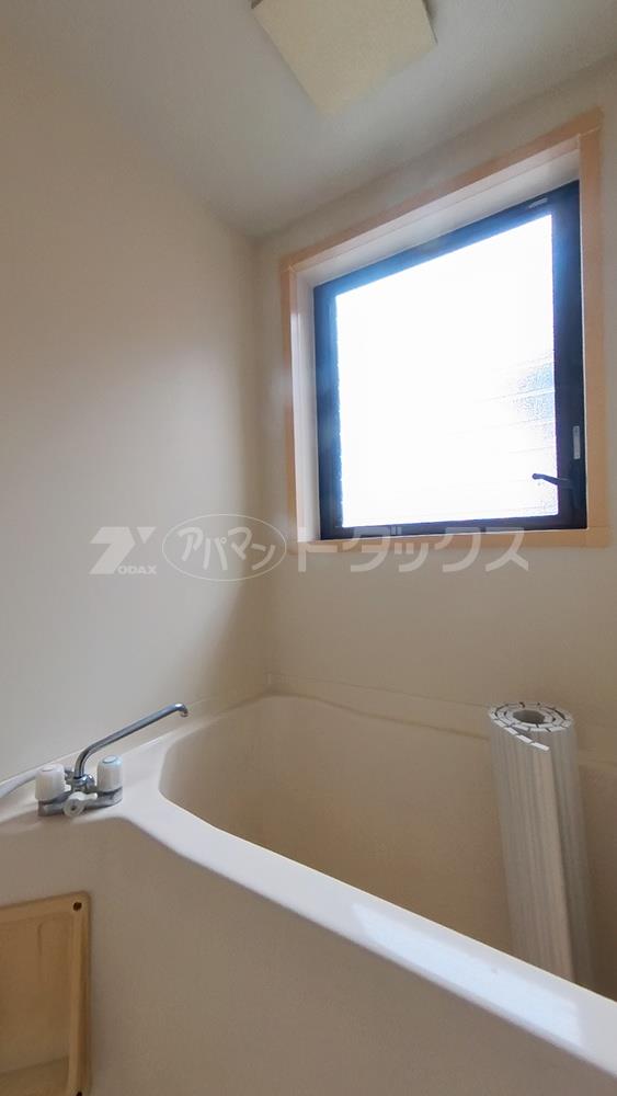 バス・シャワールーム　同タイプの別の部屋