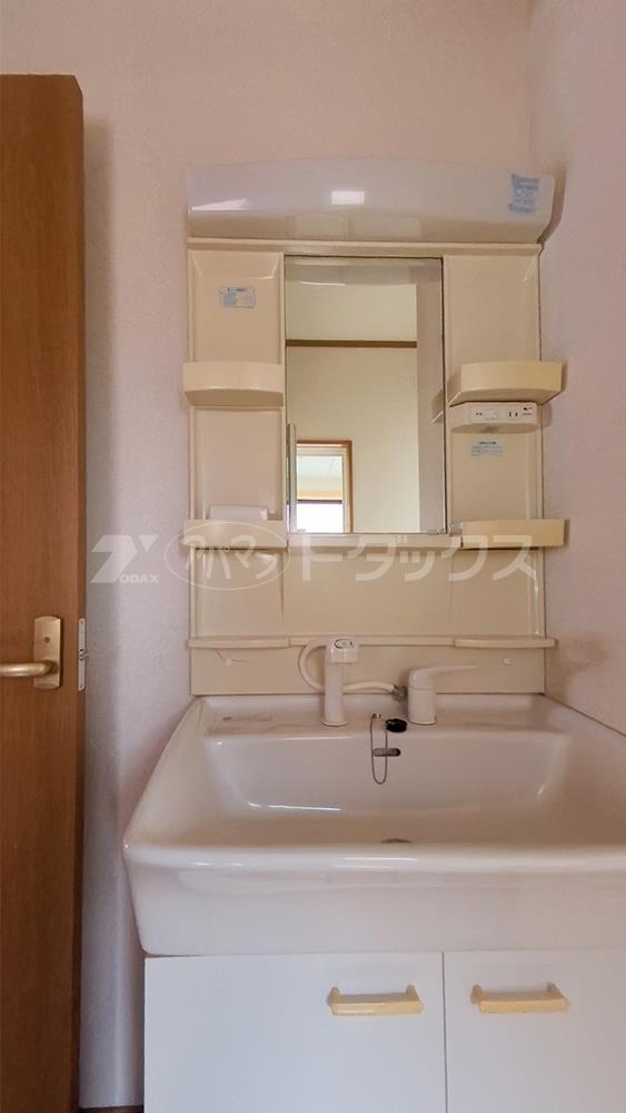 洗面設備　同タイプの別の部屋
