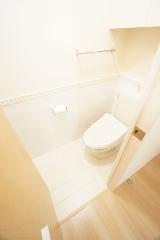 トイレ　※同物件・同タイプの写真です。