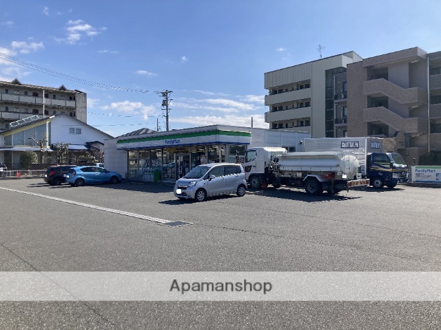 コンビニ　ファミリーマート岐阜北一色二丁目店（コンビニ）まで652m