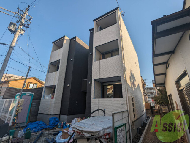 建物外観　仙台市若林区保春院前丁【ＲＥＧＡＬＥＳＴ　Ｅｉｇｈｔ】