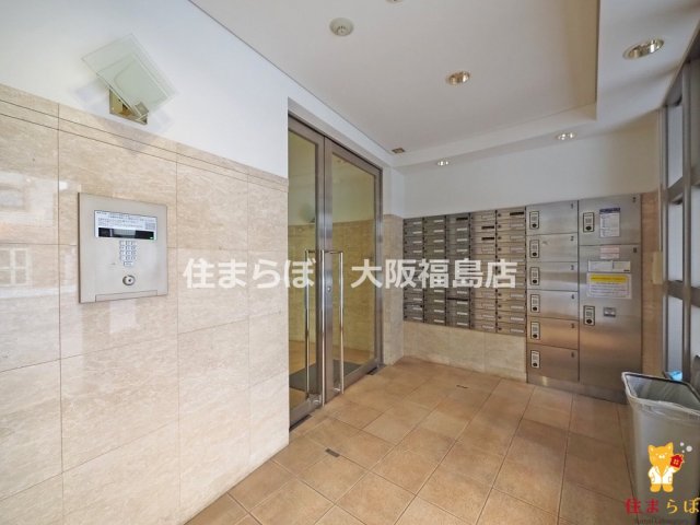 エントランス　共用部の印象も大切に