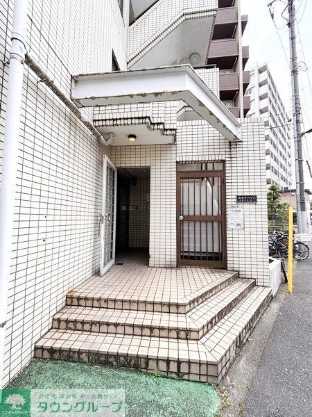エントランス　エントランス