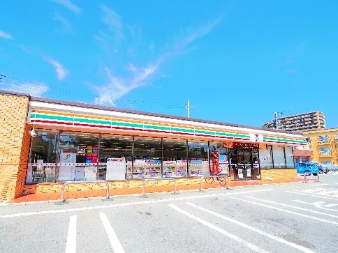 コンビニ　セブンイレブン 朝霞三原5丁目店（コンビニ）まで758m
