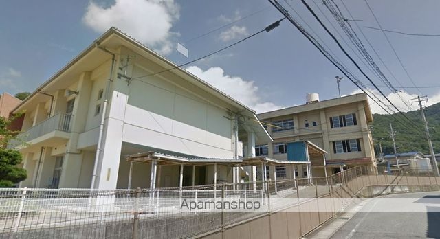 小学校　糸崎小学校（小学校）まで3843m