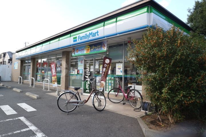 コンビニ　セブンイレブン江戸川上篠崎3丁目店（コンビニ）まで80m