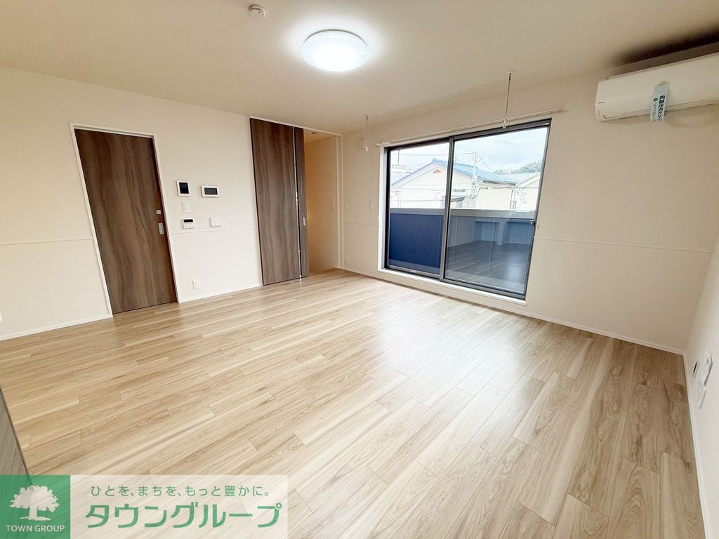 居室・リビング　★お部屋探しは株式会社タウンハウジング東京まで★