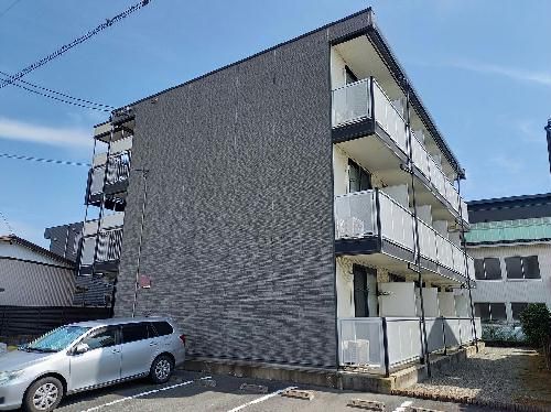 静岡県浜松市中央区植松町（マンション）の賃貸物件の外観