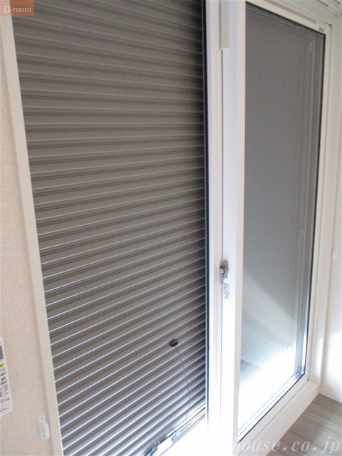 その他設備　●安心の防犯シャッター付き♪