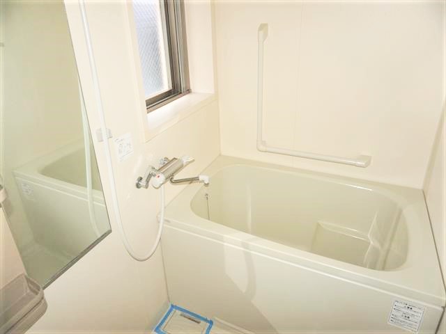 バス・シャワールーム　バス※別部屋参考写真