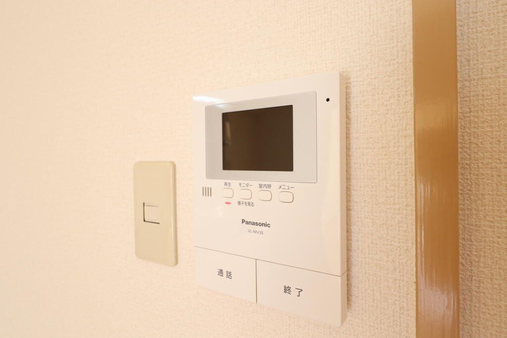 セキュリティ　TVモニター付インターホン