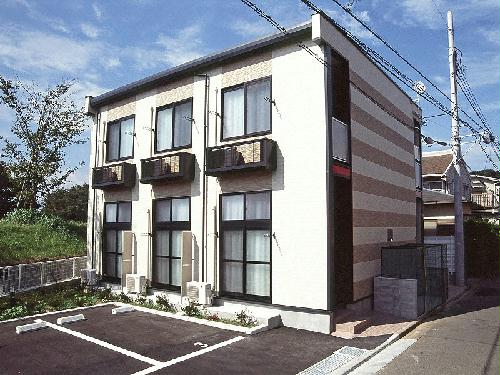 【レオパレスＫＡＺＵIIの建物外観】