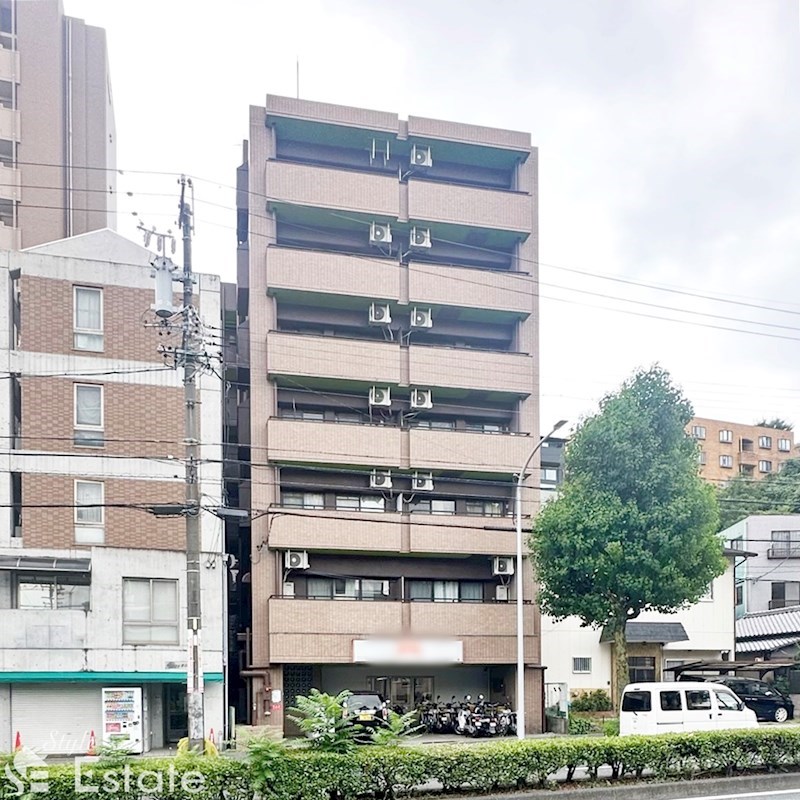 名古屋市天白区八幡山のマンションの建物外観