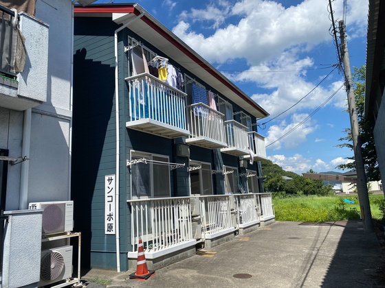 サンコーポ原の建物外観