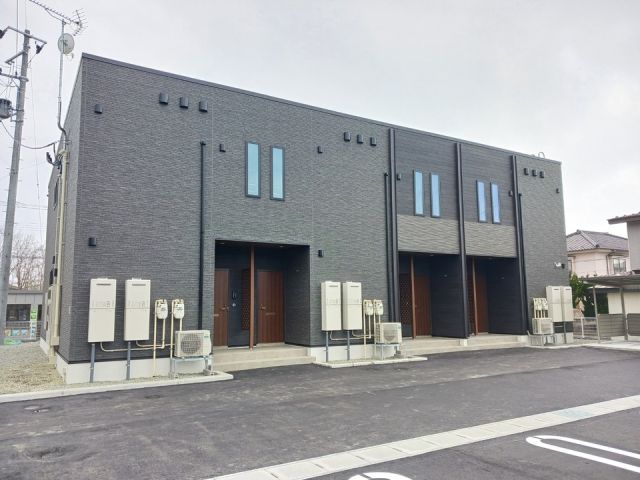 ＫＡＺＡＧＵＲＵＭＡ　IIの建物外観
