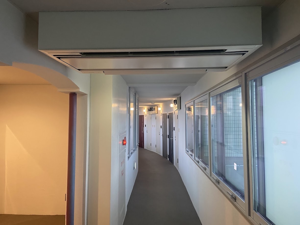 トイレ　屋内廊下は外部から視認できず、お部屋の断熱性能も高められます