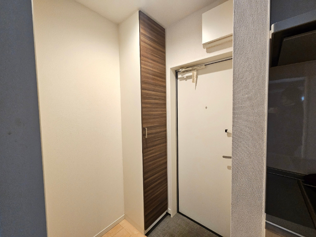 玄関　シューズボックス