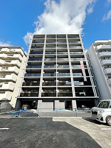 【エトワール本郷駅前の建物外観】