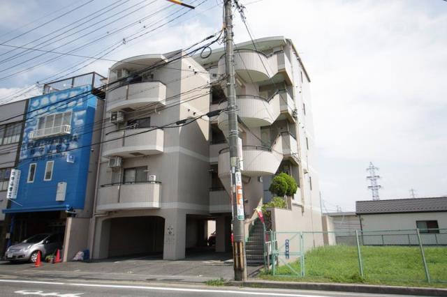 サンハイツ喜多山の建物外観