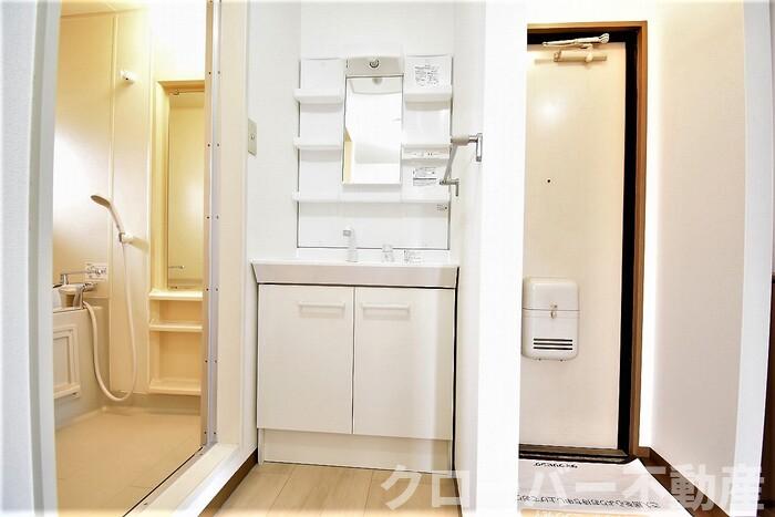 洗面設備　洗髪洗面化粧台