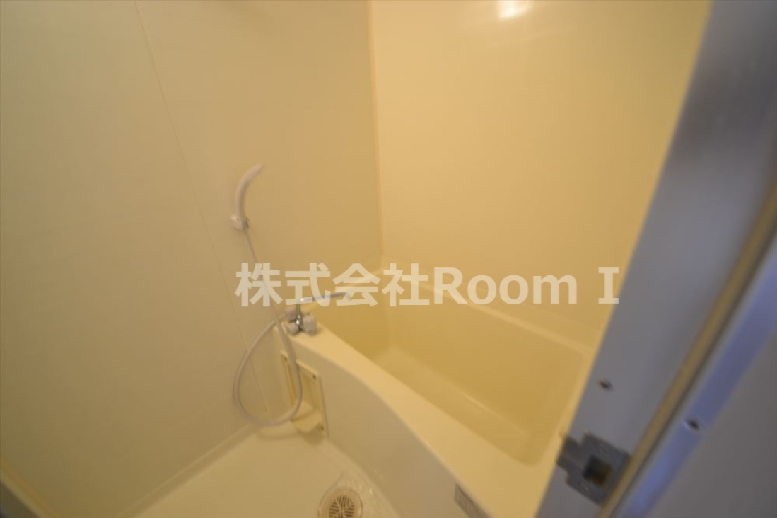 バス・シャワールーム　お風呂で日々の疲れを落としましょう